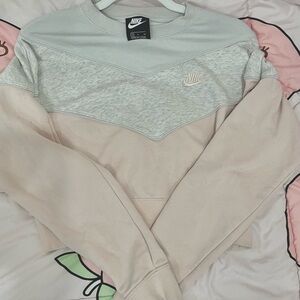Nike Women's Sweatshirt - Gray and Cream